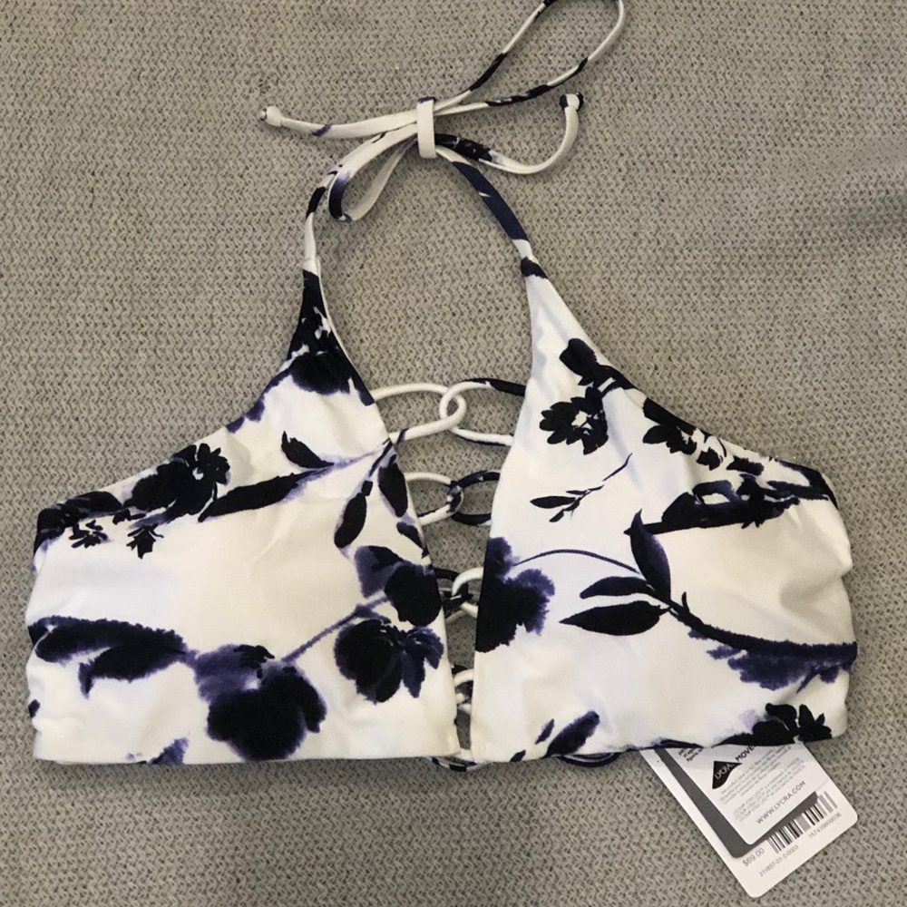 Athleta bikini top size medium